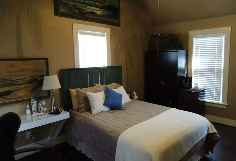 ベッドアンドブレックファースト Lyons Twin Mansions