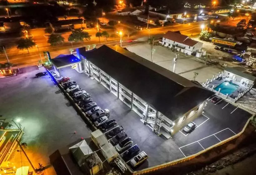 モーテル Seabreeze Inn Fort Walton