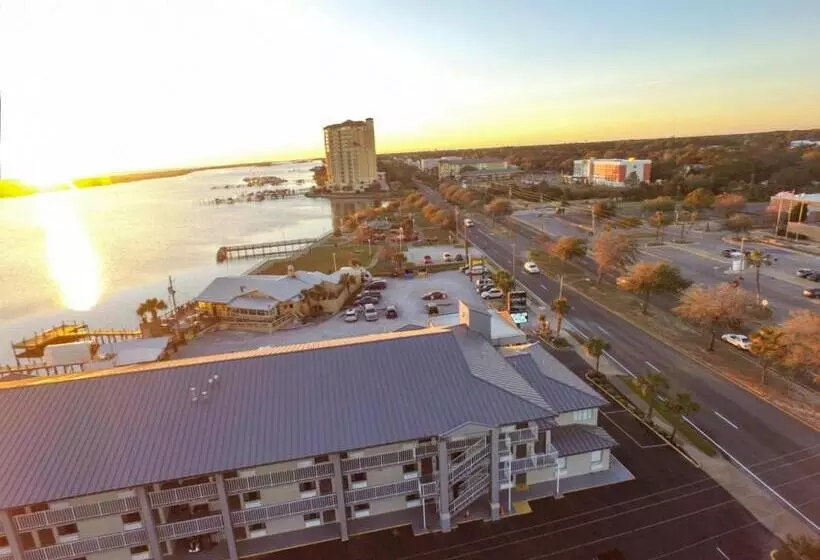 モーテル Seabreeze Inn Fort Walton