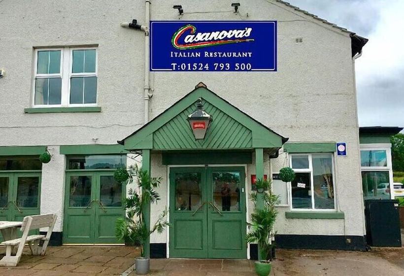 مبيت وإفطار Casanova S Restaurant &