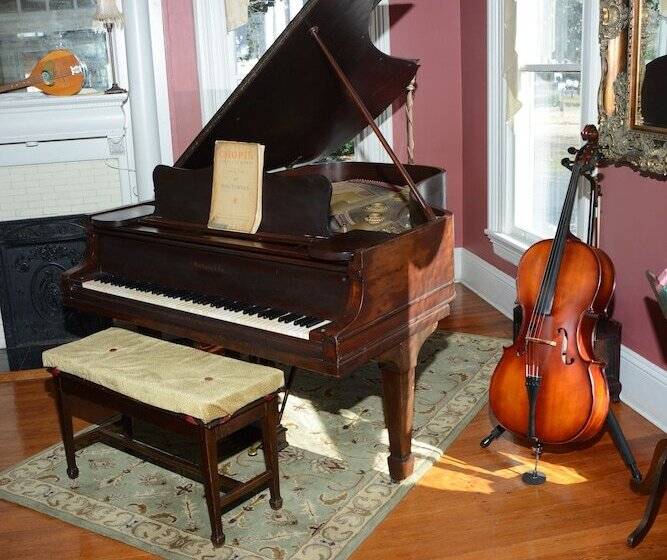 Page House Bed And Breakfast