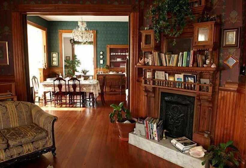 Pensacola Victorian Bed & Breakfast