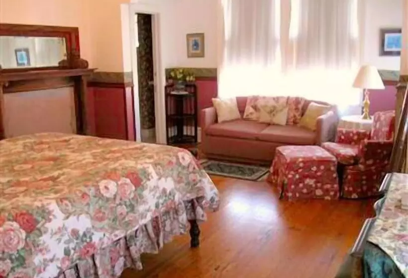 Pensacola Victorian Bed & Breakfast