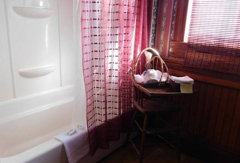 Pensacola Victorian Bed & Breakfast