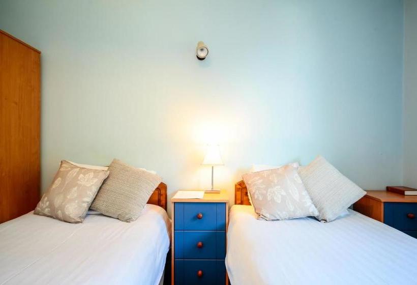 Пансион Alabare House