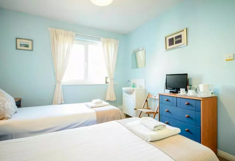 פנסיון Alabare House