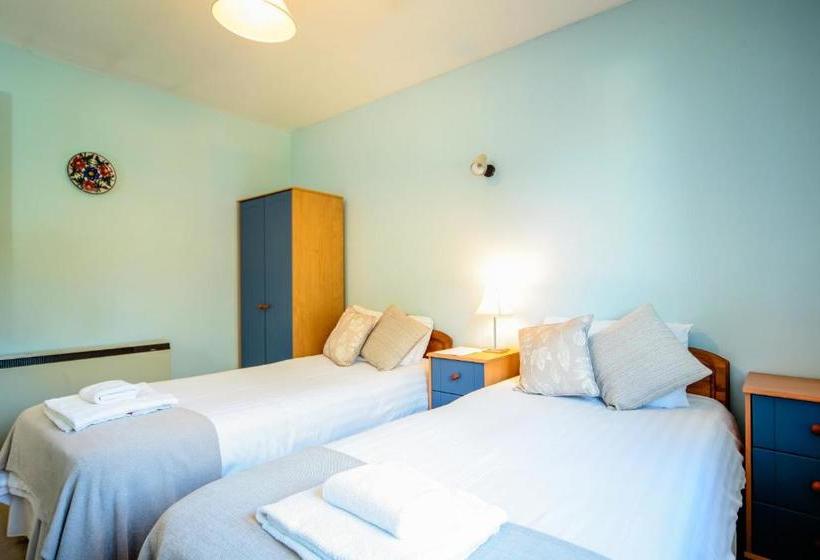 Пансион Alabare House