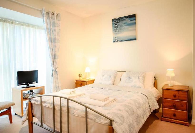 Пансион Alabare House