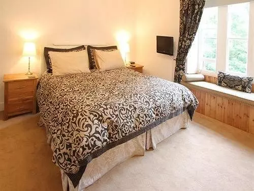 פנסיון Brookhouse Guest House