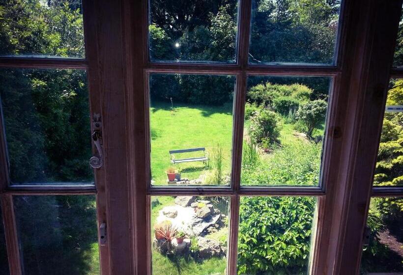 بنسيون Rosemead Guest House