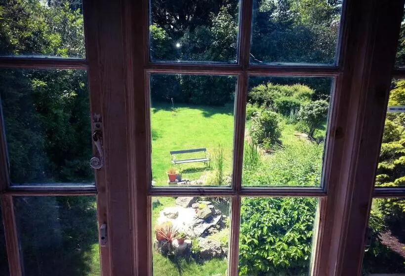 پانسیون Rosemead Guest House