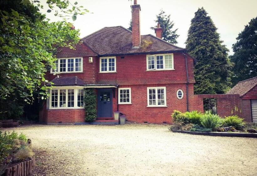 بنسيون Rosemead Guest House