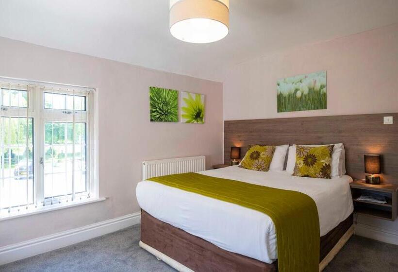 펜션 The Limes Country Lodge Hotel & Admiral Restaurant