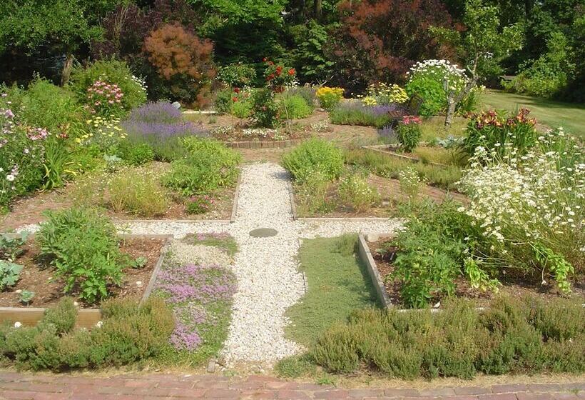 Stephen Clay Homestead Bed And Breakfast