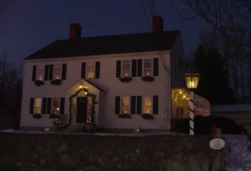 Stephen Clay Homestead Bed And Breakfast