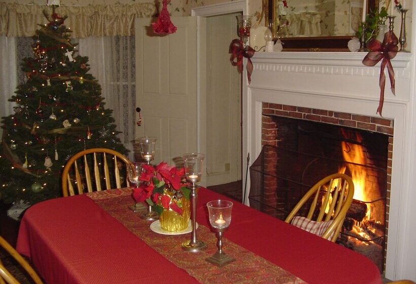 Stephen Clay Homestead Bed And Breakfast