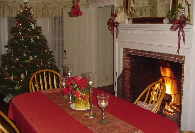 Stephen Clay Homestead Bed And Breakfast