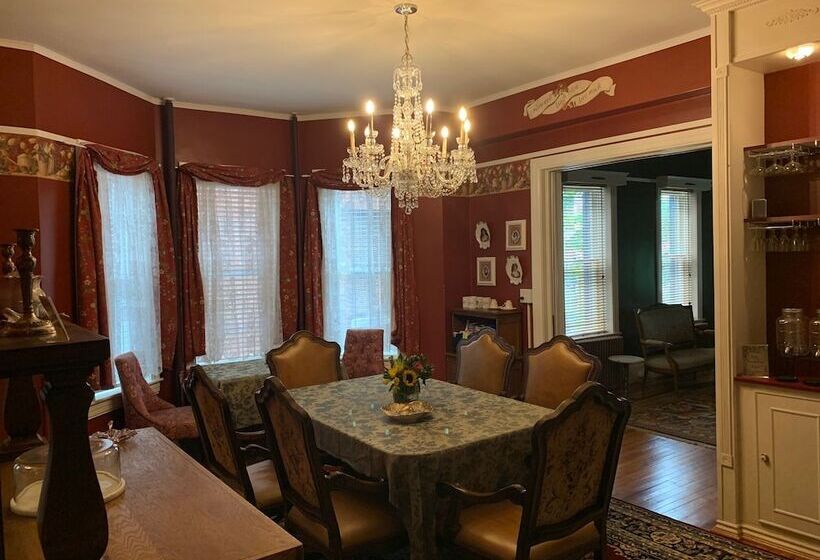 The Amberson House Bed & Breakfast