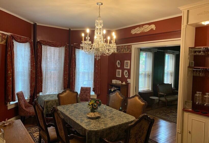 The Amberson House Bed & Breakfast