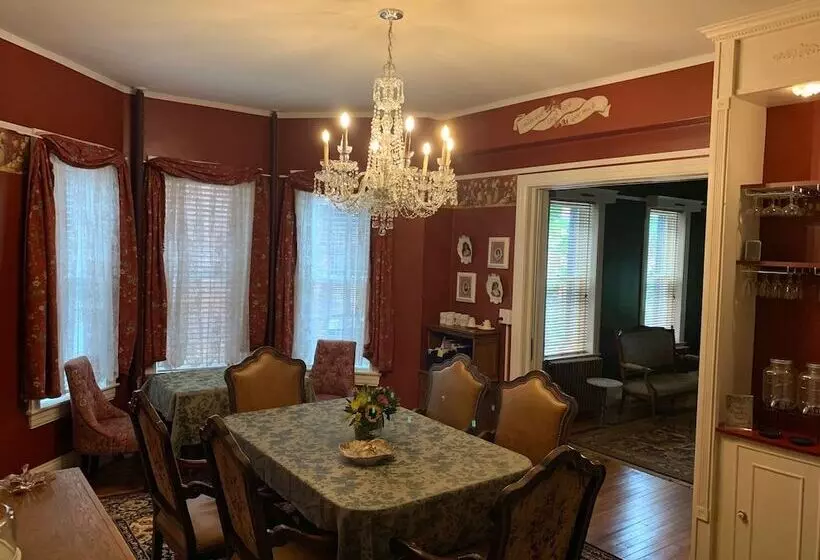 The Amberson House Bed & Breakfast