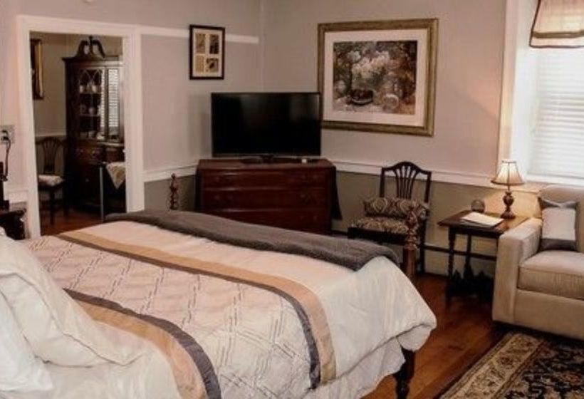 Hertzog Homestead Bed & Breakfast