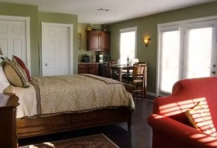 Hertzog Homestead Bed & Breakfast