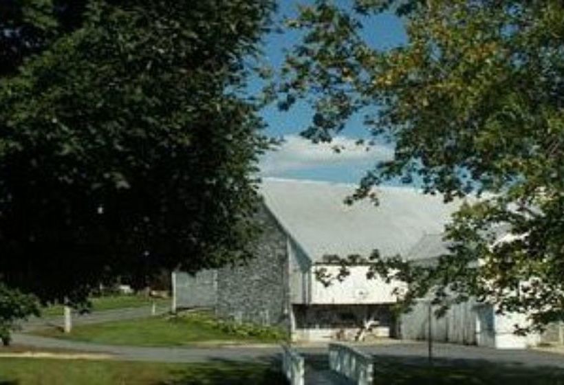 Hertzog Homestead Bed & Breakfast