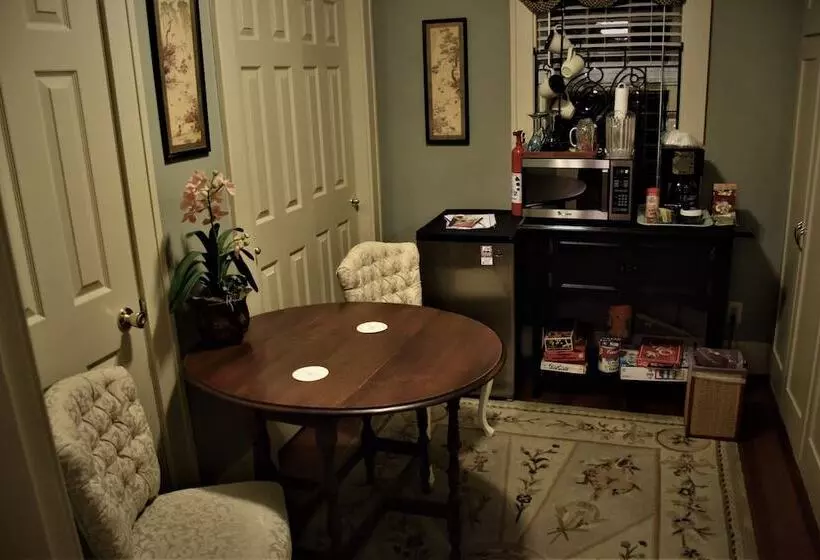 The Hiding Place B&b