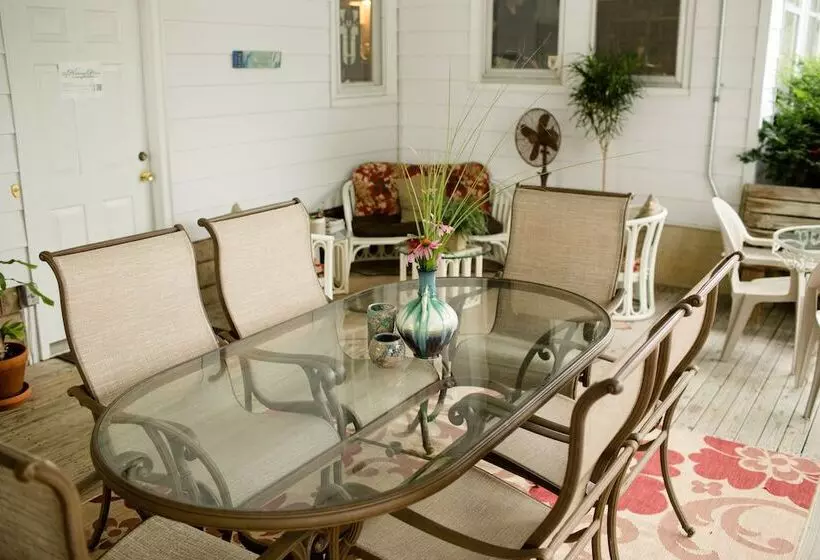 The Hiding Place B&b