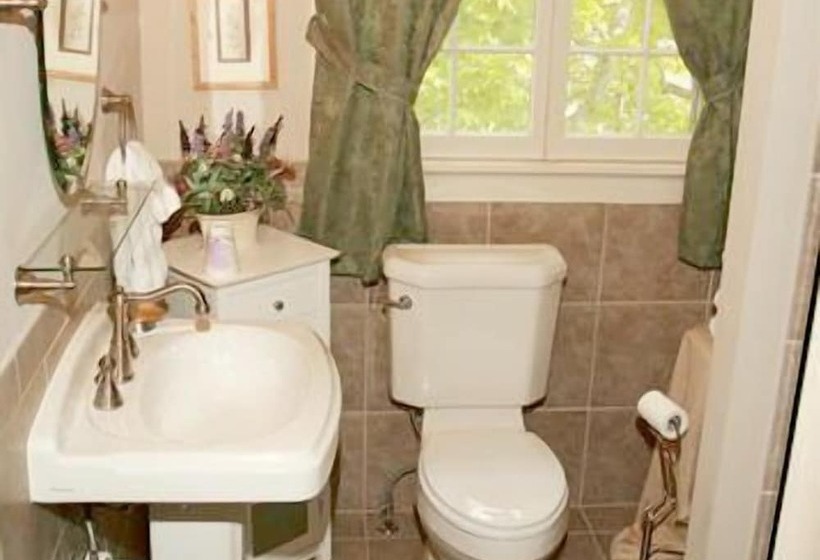 The Hiding Place B&b