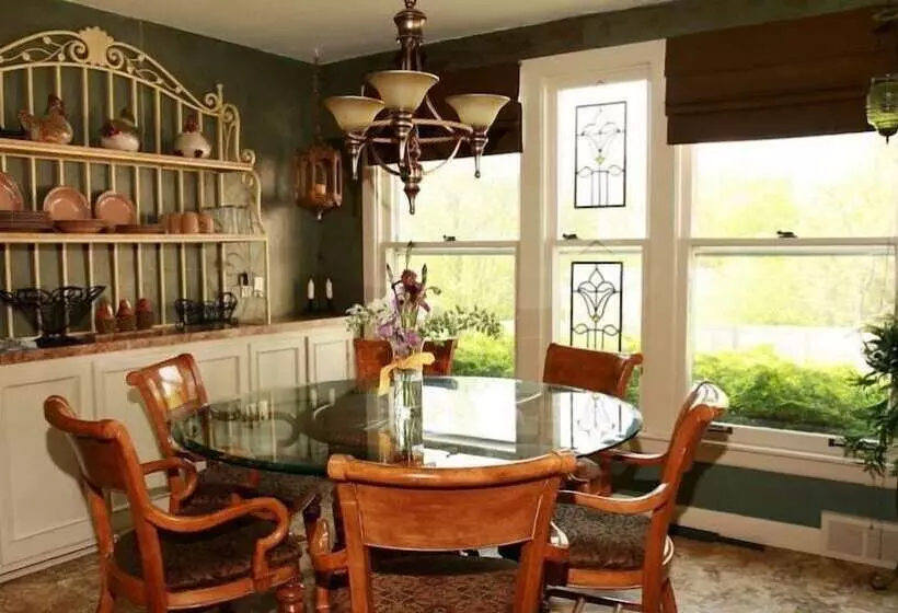 The Hiding Place B&b