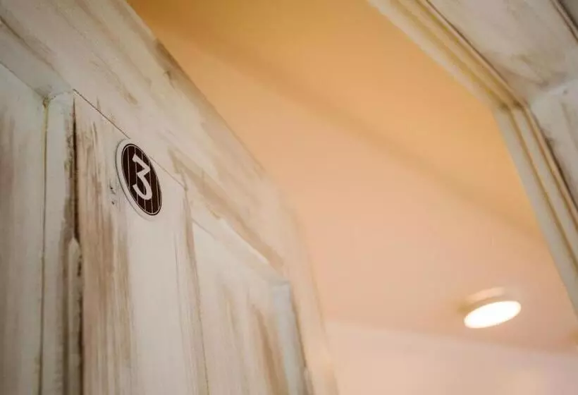 Retkeilymaja Pension Krajinská 27