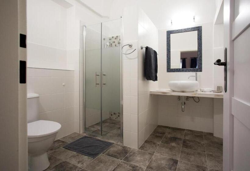 Schronisko Pension Krajinská 27