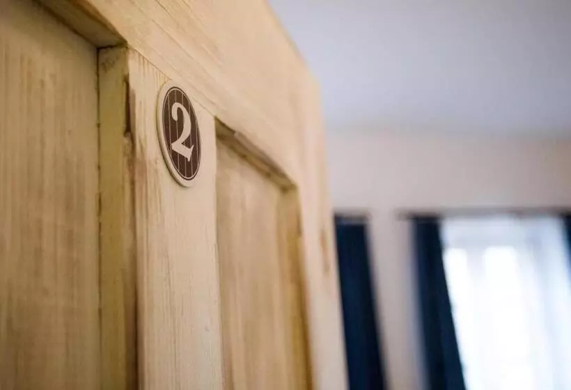 Retkeilymaja Pension Krajinská 27