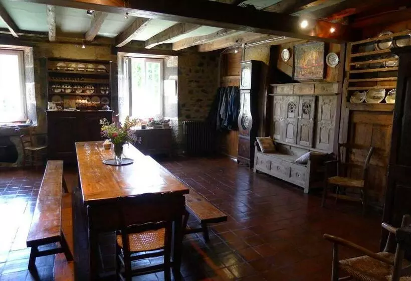 Aamiaismajoitus (B&B) Chambres D’hôtes De Barathe