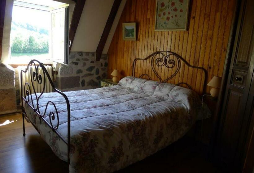 مبيت وإفطار Chambres D’hôtes De Barathe