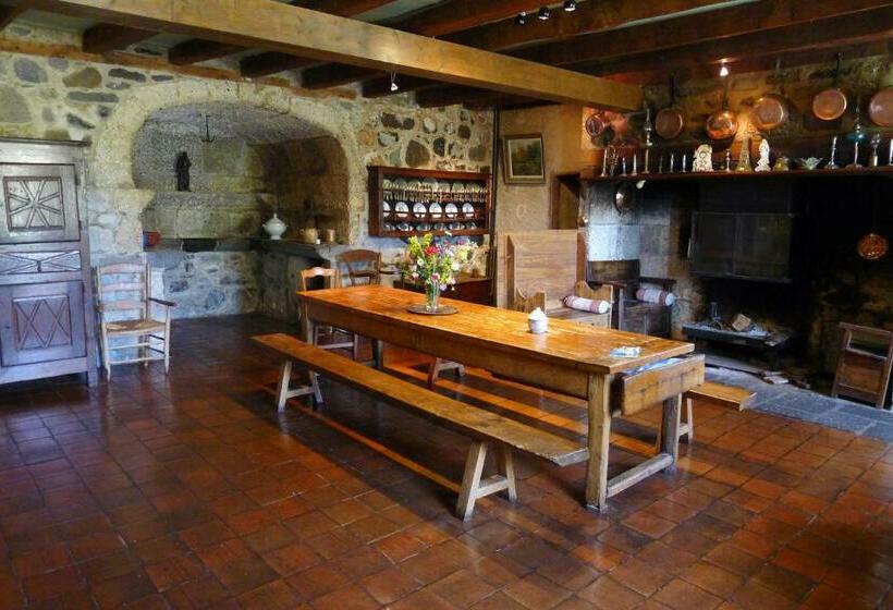 مبيت وإفطار Chambres D’hôtes De Barathe