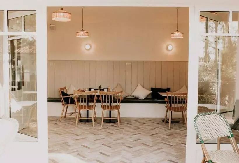 ベッドアンドブレックファースト Chez Brens   Maison D Hôtes à La Hume