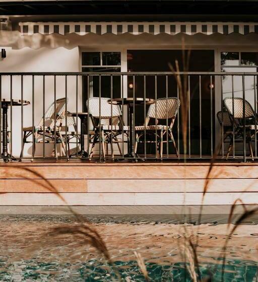 Nocleg ze śniadaniem Chez Brens   Maison D Hôtes à La Hume