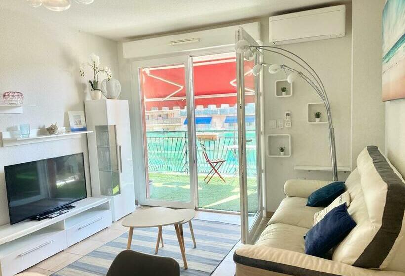 Bed and Breakfast Intercontinental Superbe Appartement Avec Piscine