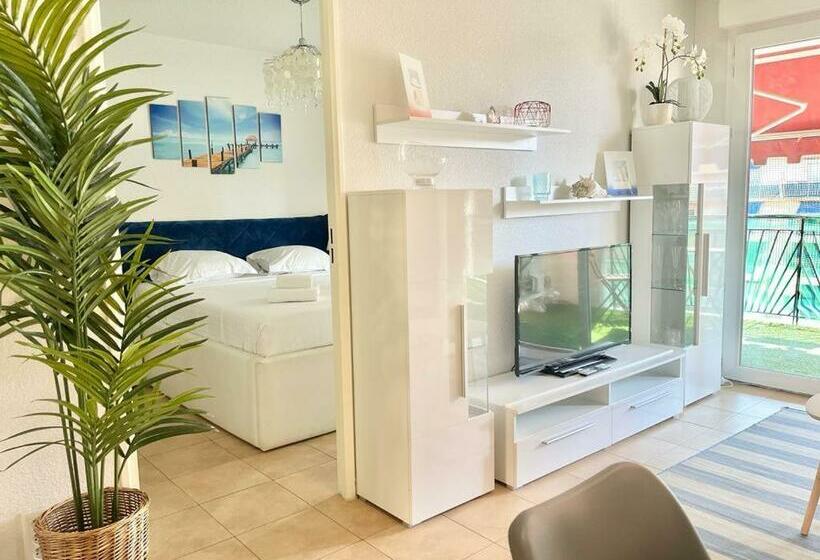 Bed and Breakfast Intercontinental Superbe Appartement Avec Piscine