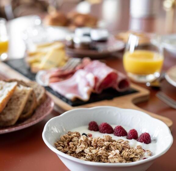 Bed and Breakfast La Maison De Jacqueline