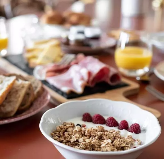 Aamiaismajoitus (B&B) La Maison De Jacqueline