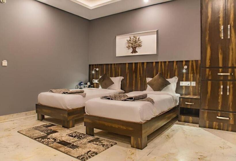 Bed and Breakfast The Lalita S Majestic Pines