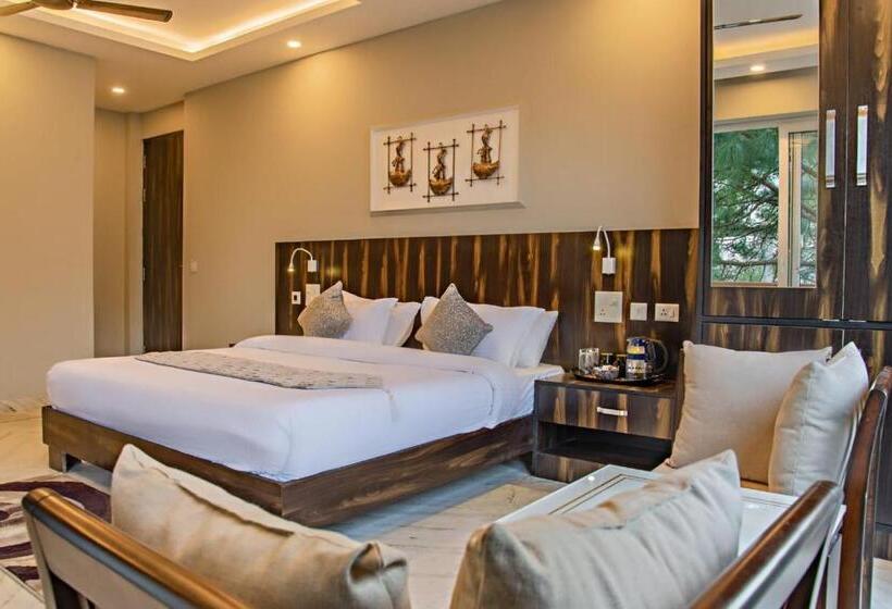 Bed and Breakfast The Lalita S Majestic Pines