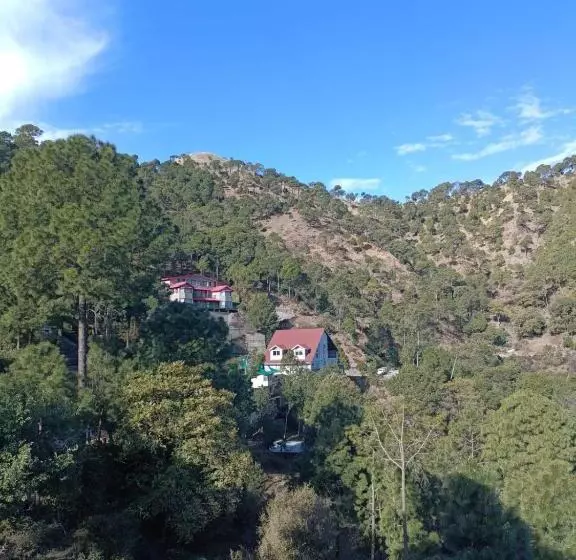 تختخواب و صبحانه The Lalita S Majestic Pines