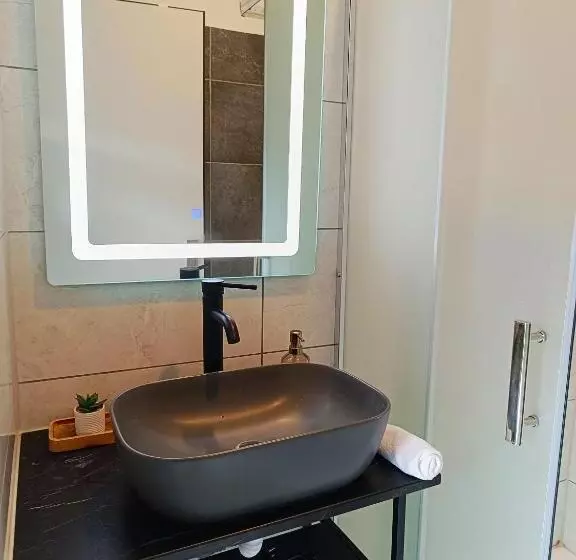 Aamiaismajoitus (B&B) Villa Bérc