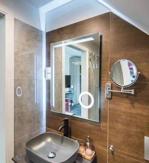 مبيت وإفطار Villa Bérc