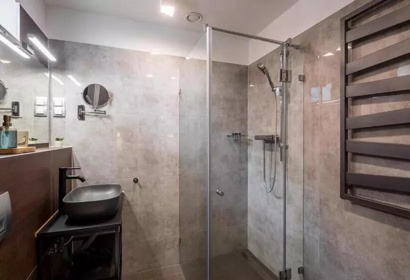 Aamiaismajoitus (B&B) Villa Bérc