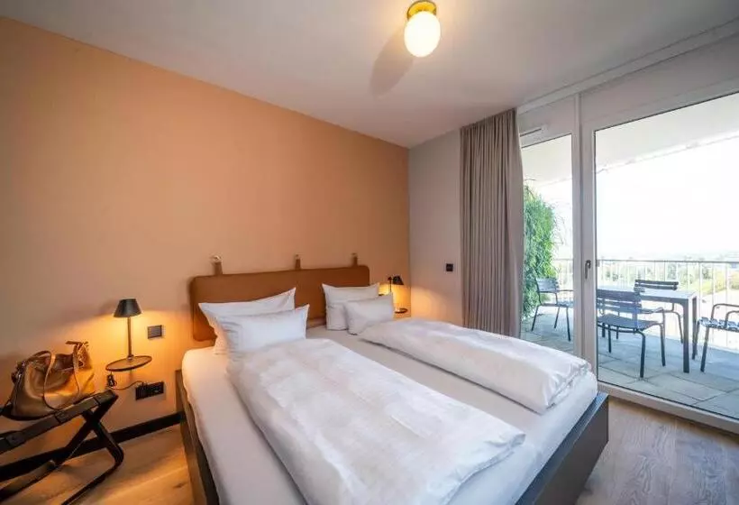 Black F Tower   Serviced Apartments
